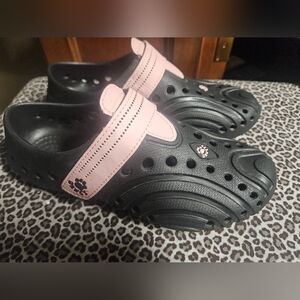 Womens Black & Pink Dawgs 5/6